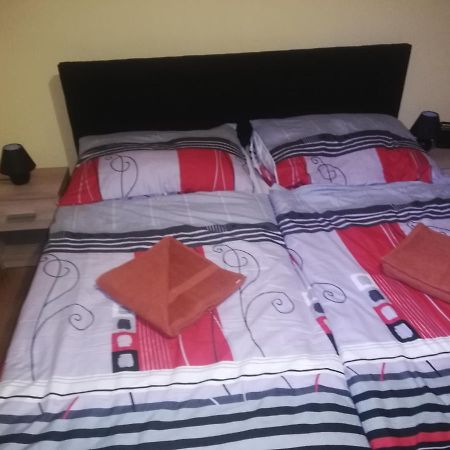 Privat Femamki Appartement Licartovce Buitenkant foto