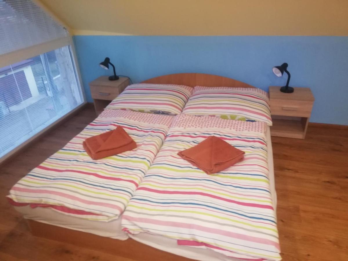Privat Femamki Appartement Licartovce Buitenkant foto