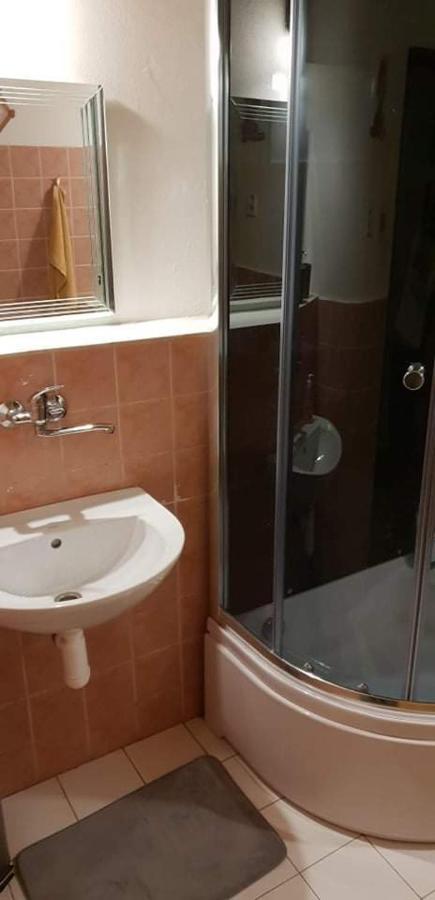 Privat Femamki Appartement Licartovce Buitenkant foto